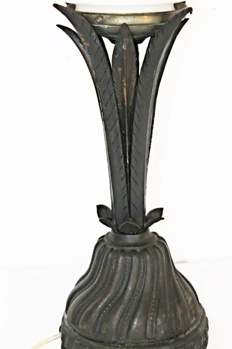 Pios tafellamp. SXX. (1) - Art Nouveau - Brons, messing en opaline