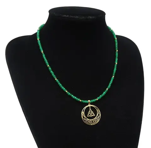 Smaragd kralen ketting met Keltisch kruis - Drievuldigheidsknoop (Triquetra) - .925 zilver, Smaragd, 14K Gold Filled Gold sluiting - Keltisch symbool van bescherming