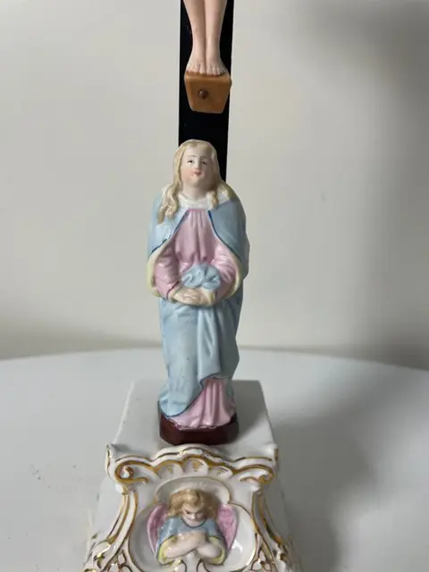 Kruisbeeld met Jezus & Maria - Hout, Porselein