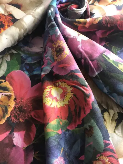 2 x 250 x 140 cm - Elegante sanderson Japanse bloemenstof in minimale stijl - Hars/polyester, Katoen - 21e eeuw