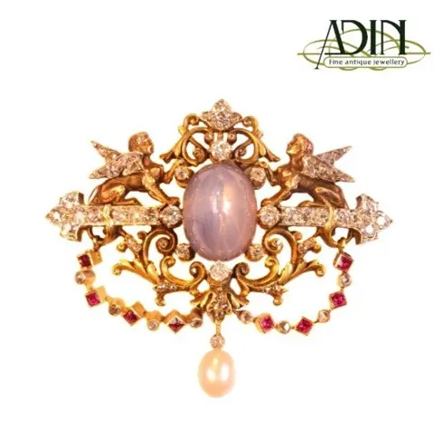 Unieke collectie gouden broches en sierspelden