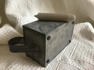 Franse sprei en een zinken blaker (2) - Zink en katoen