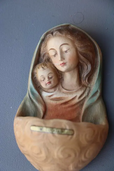 Wijwaterbak (2) - Aardewerk