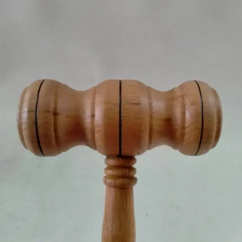 voorzittershamer (1) - Hout (Eik)