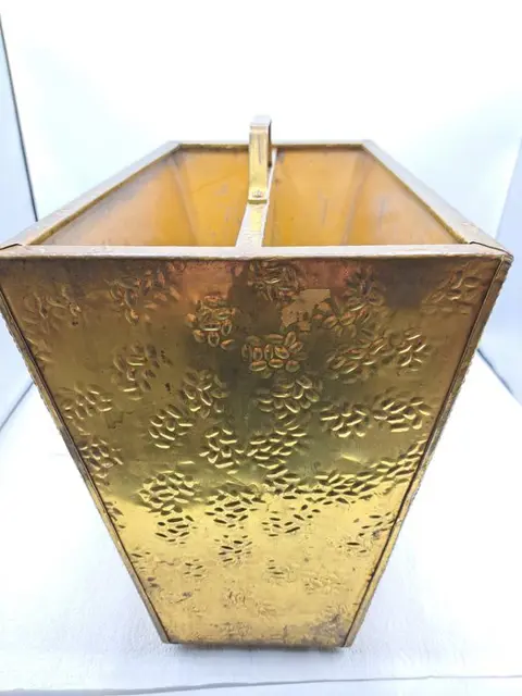 Oud Hollandse Lectuurbak. - Messing, Latoenkoper.