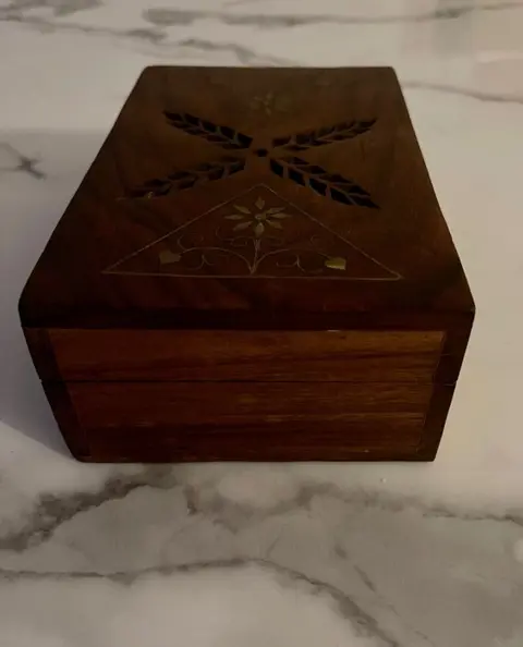 Doos (1) - Hout, Messing