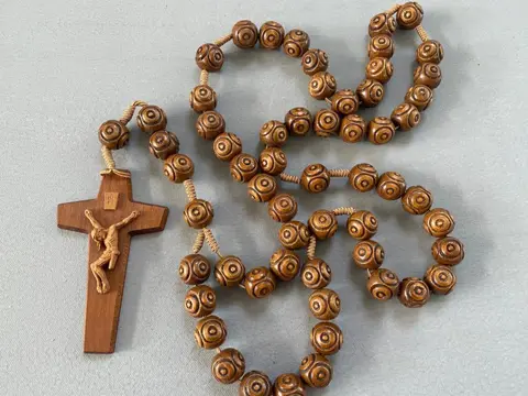Rosary, Southern Germany (1) - wood boxwood, wood