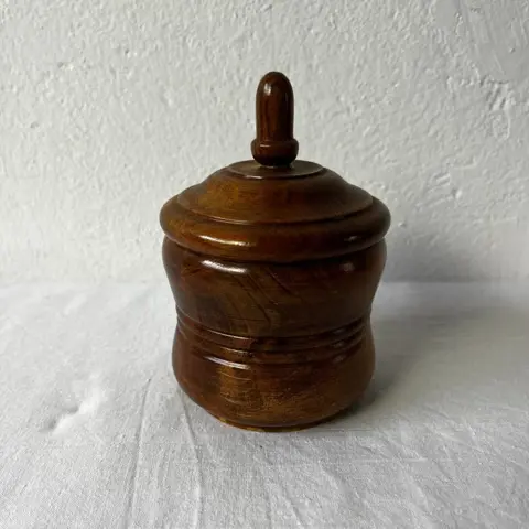 Collection turned wood lidded boxes with firaal - hand crafted, trincket or spice boxes (5) - Hout, fruithout