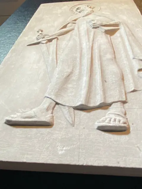 Hans Retzbach - Gipsmodel van een klokornament - Heilige Paulus met boek (symboliserend de Heilige Schrift) en (1) - Gips