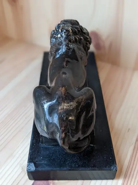 Brons gepatineerd beeld - Liggende leeuw - 23 cm - Brons