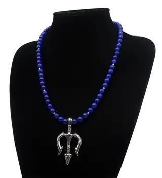 Beschermende ketting - Krachtige drietand - Alchemistische kracht van water - .925 zilver, Saffier - Symbool van autoriteit: creatie, behoud en vernietiging