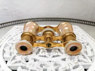 Mooie theaterkijker / Opera in parelmoer en messing voorzien van een bij (1) - Napoleon III - Parelmoer