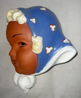 Karl Grossl - Art Deco muurmasker - Aardewerk
