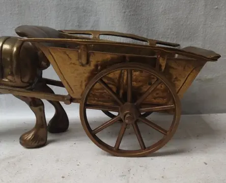Grote messing paard & kar & sigarenkist (2) - Brons, Messing