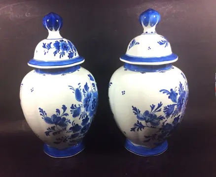 De Porceleyne Fles, Delft - 2x Dekselvaas - 32 cm - 1966-1967 - Aardewerk
