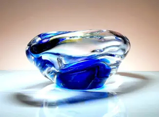 Jozef Rozinek - Borske Sklo - Handgeblazen kom-asbak - Veelkleurig glas