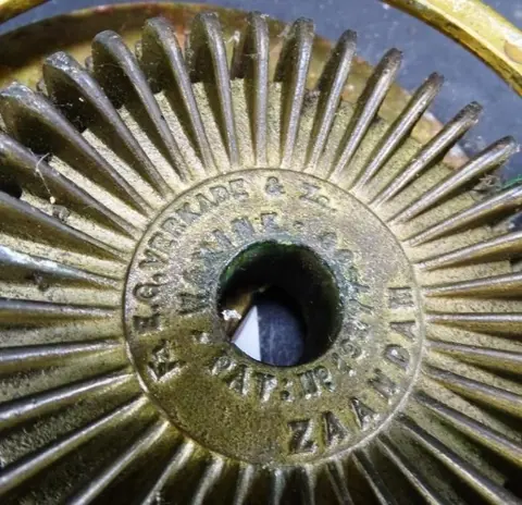 Fa E.G. Verkade & Zn - Antiek Koperen ketel met bijzonder Verkade en Zn. Zaandam rechaud - Koper/Brons