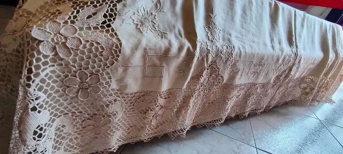 Puur linnen sprei met Cantù-kant - 271 x 231 cm - Linnen - Eind 20e eeuw