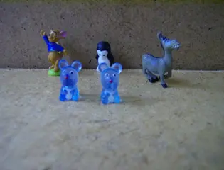 Kleine disney poppetjes adv4468