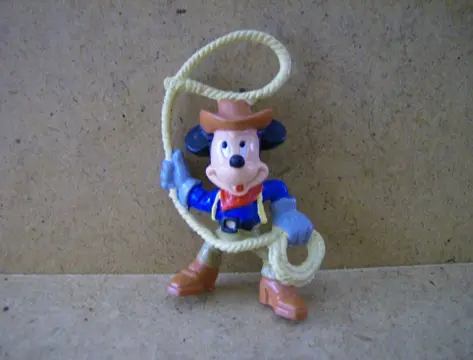 Mickey mouse poppetje 10 adv5419