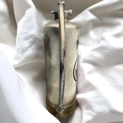 DALUXE ART - Hermés Fire extinguisher