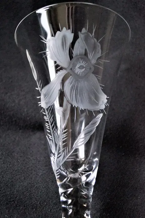 Salvador Dali (1904-1989) - Florals Champagner Gläser