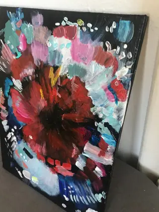 Barbara Friehs - Bold red flower