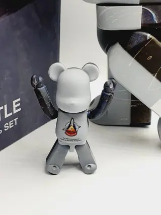 Medicom Toy - Be@rbrick 100% & 400% Space Shuttle Program (NASA)