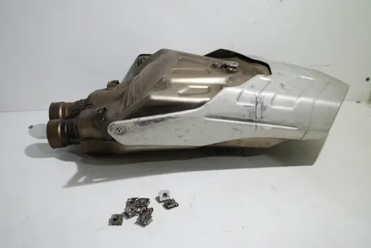 UITLAAT Ducati 749 999 2003 - 2007
