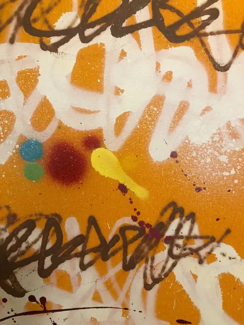 Konu (1972) - Writing orange
