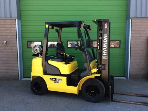 LPG heftruck Hyundai 25L-7A