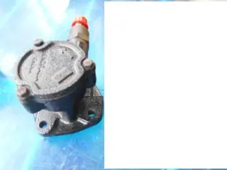 Brake servo pump Ferrari Testarossa