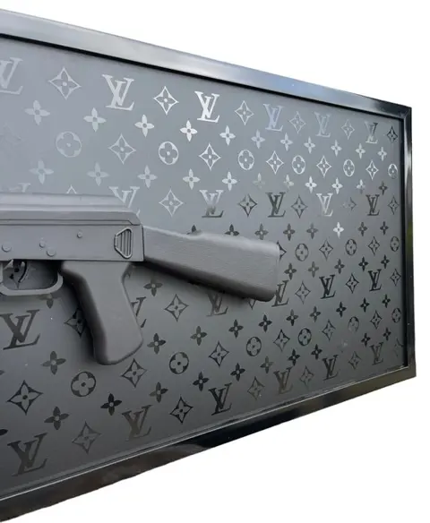 DALUXE ART - Louis Vuitton x AK47