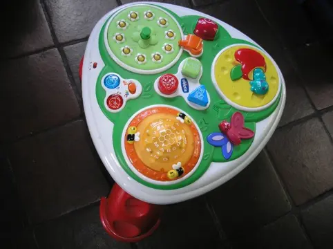 CHICCO SPEELTAFEL met licht en geluid