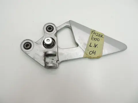 LINKER SCHETSPLAAT Yamaha FZ6 2004 - 2007