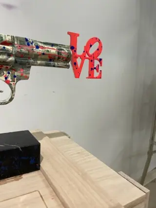 Van Apple - Art Against War - The Dollar Love Gun