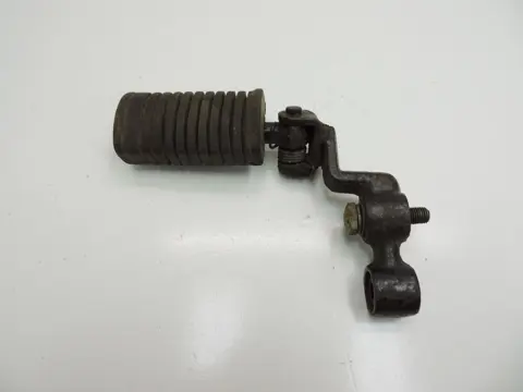VOETSTEUN LINKS Suzuki GT 500 1970 - 2012
