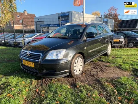 Toyota Avensis Wagon 1.8 VVTi Linea Terra NIEUWE APK/NAP/airco