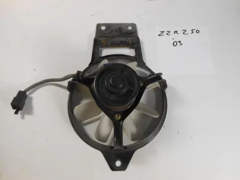 VENTILATOR Kawasaki ZZR 250 1990 - 1996
