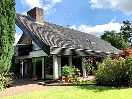Vrijst. woonhuis, fraaie uitstraling, schitterende kavel