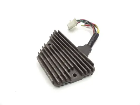 SPANNINGSREGELAAR Honda VF 1100 C Magna 1983 - 1995