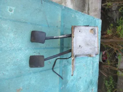 Pedal board for Lamborghini Urraco