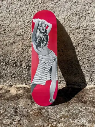 K Barrow (XX-XXI) - Brigitte BardotDisco Skateboard
