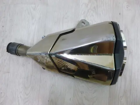 UITLAAT Kawasaki Z 1000 2010 - 2013