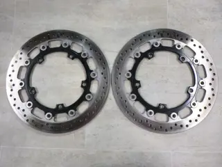 REMSCHIJVEN SET Triumph Speed Triple 1050 2011 - 2012