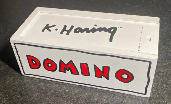 Keith Haring (1958-1990) - Keith Haring DOMINO, ®1992
