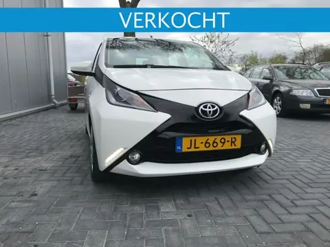 Toyota Aygo 1.0 VVT-i x-play