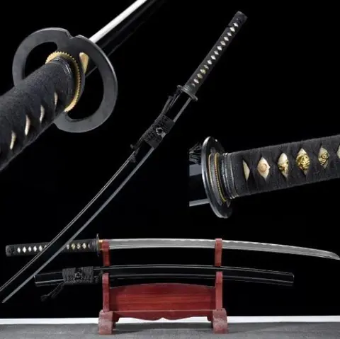 Meer dan 200 zwaarden binnen! sabel, mes, zwaard, dolk