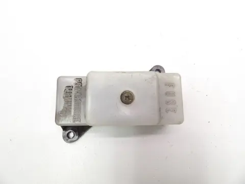 ZEKERINGKAST Suzuki GSX 750 1984 - 1986