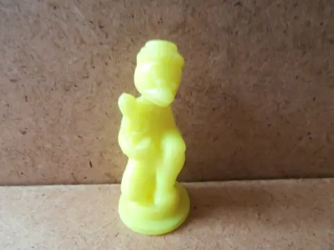 Willie wortel poppetje adv7617